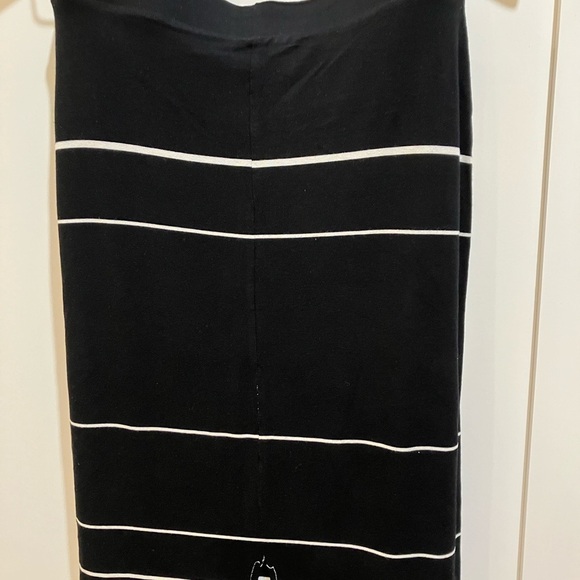 Dalia small women’s Black and White Striped Pencil Skirt - Picture 5 of 16